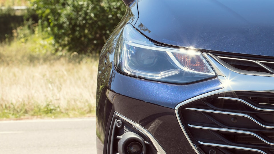 Chevrolet Cruze Premier - Faros de tu Sedan Deportivo