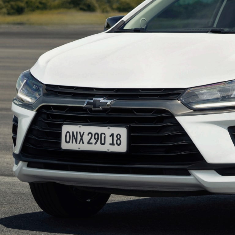 Onix Activ - Estacionado vista frental