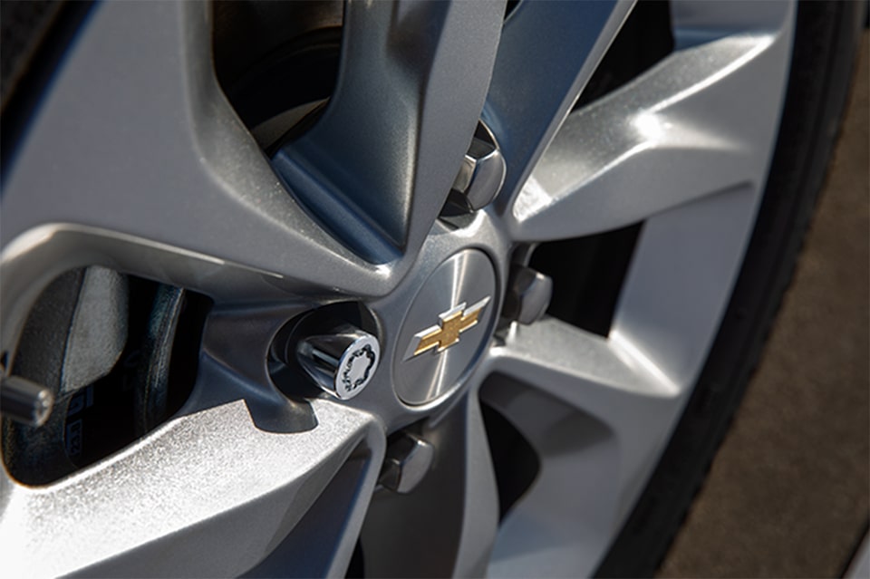 Chevrolet Onix Plus Accesorios - Tuercas de seguridad