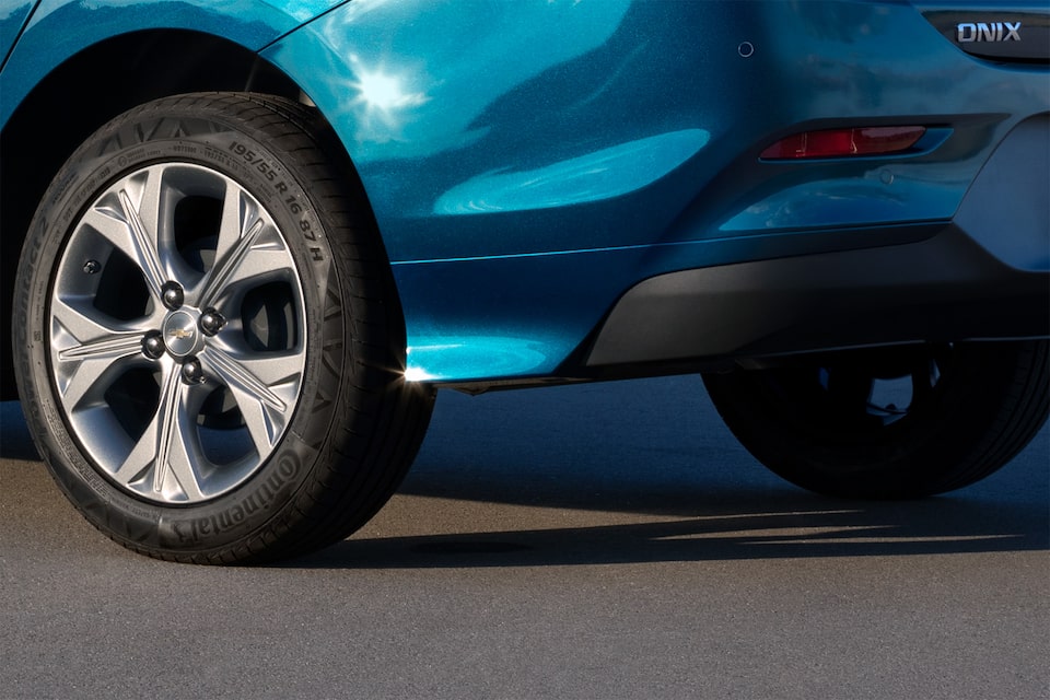 Chevrolet Onix Plus Accesorios Apariencia - Spoiler Trasero de tu Auto Deportivo
