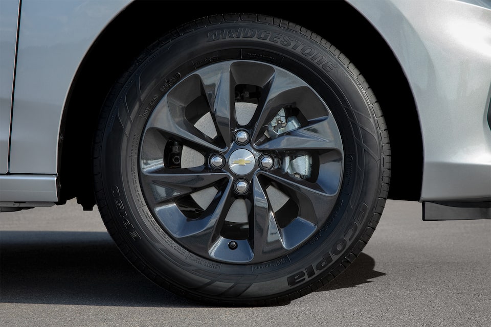 Chevrolet Onix Plus Accesorios Apariencia - Llantas de Aleacion de tu Auto Deportivo