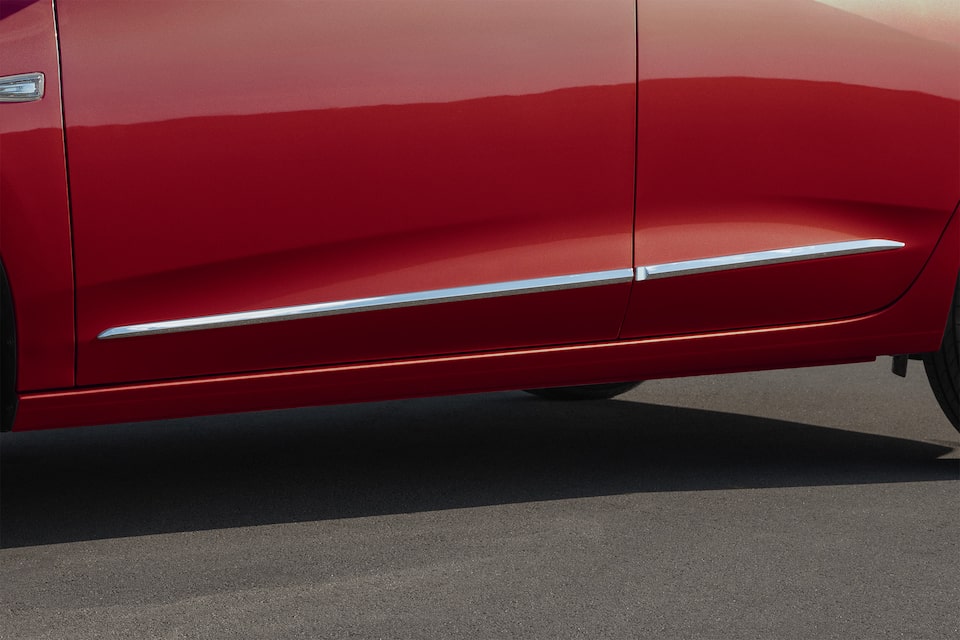 Chevrolet Onix Plus Accesorios Apariencia - Moldura de tu Auto Deportivo