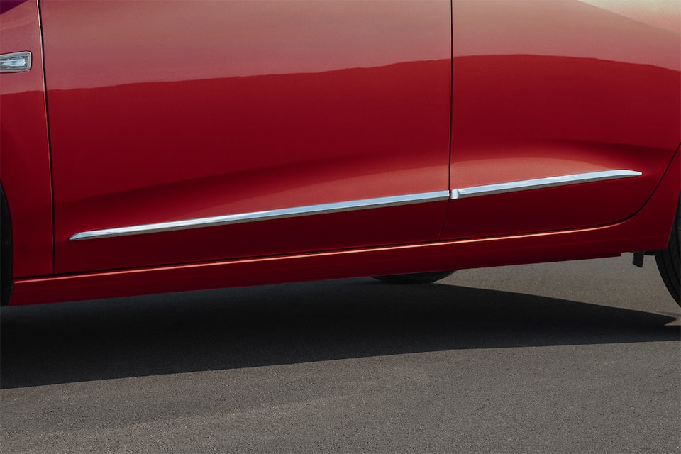 Chevrolet Onix Accesorios - Moldura de Puerta Cromada con tu Combo Elegancia 