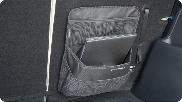 Organizador universal de baúl para el Chevrolet Onix.