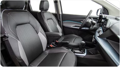 Vista interior de la nueva Chevrolet Spin destacando el sofisticado y confortable tapizado premium para los asientos, que realza la estética en Argentina.
