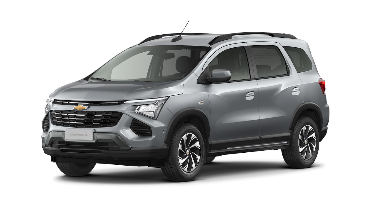 Chevrolet Spin 2026 gris plata, SUV con espacio inteligente y diseño moderno, ideal para familias que buscan comodidad y estilo.