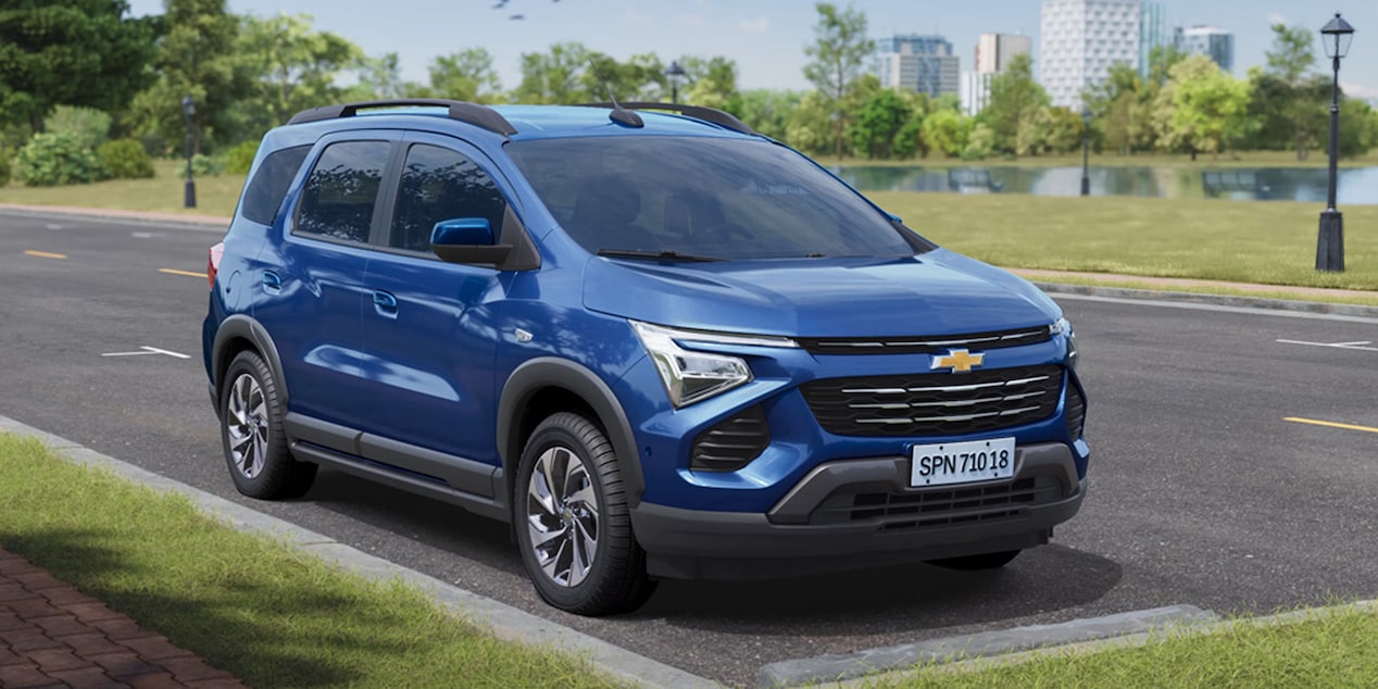 Chevrolet Spin 2026 azul, SUV con diseño atractivo y moderno, ideal para familias que buscan estilo y funcionalidad en cada viaje.