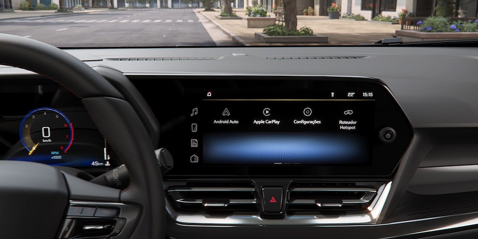 Panel multimedia del Chevrolet Spin 2026, conectividad total con Android Auto, Apple CarPlay y WiFi, tecnología ideal para familias modernas.