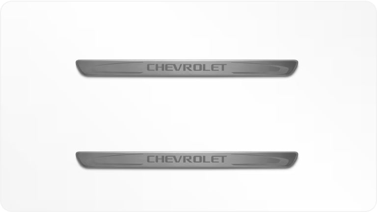 Vista superior de los Protectores de zócalo de aluminio Chevrolet de la Tracker.