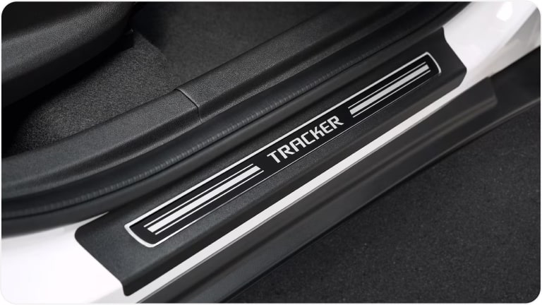 Protectores de zócalo de aluminio de la Chevrolet Tracker.