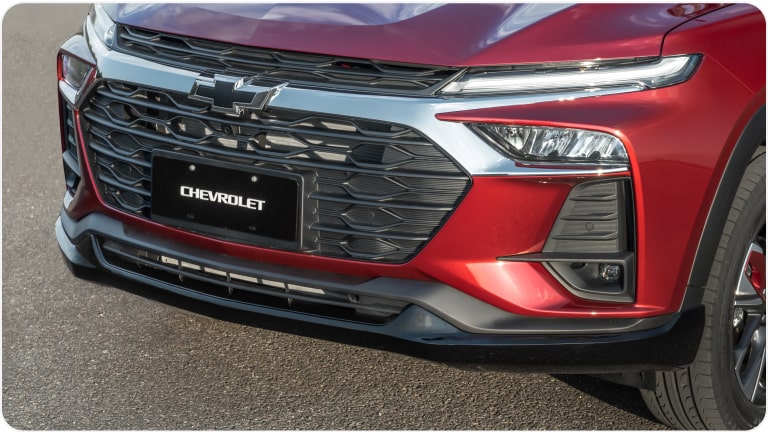 Extensión del paragolpes delantero de la Chevrolet Tracker.
