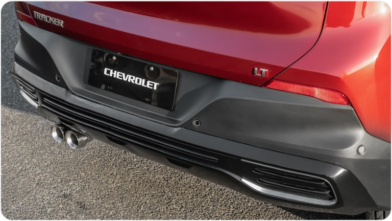 Extensión del paragolpes trasero de la Chevrolet Tracker.