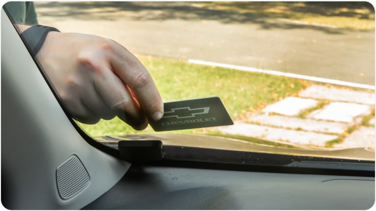 Tarjeta RFID Alarma volumétrica smartband premium de la Chevrolet Tracker.