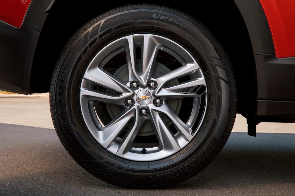 Chevrolet Tracker - Adhesivo para llantas de 16 color plata de tu SUV