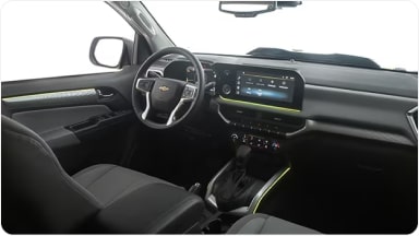 Accesorio de iluminación interior LED RGB tipo luz ambiente para la cabina de la Chevrolet Trailblazer en Argentina.