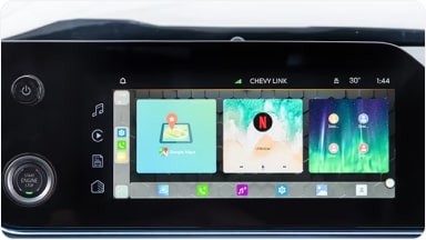 Pantalla central mostrando la interfaz del módulo de entretenimiento Chevy Link, ideal para disfrutar opciones multimedia en la SUV Chevrolet Trailblazer en Argentina.