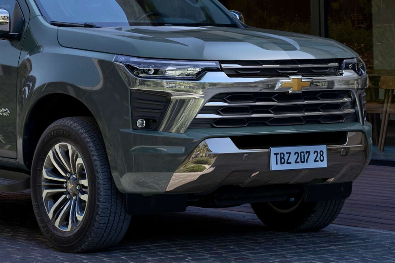 Vista frontal de la Chevrolet Trailblazer destacando el nuevo frente