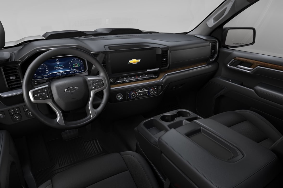 Diseño interior de la Chevroler Silverado color Jet Black.