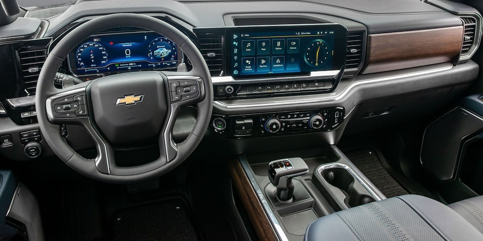 Vista completa del panel de la Chevrolet Silverado.