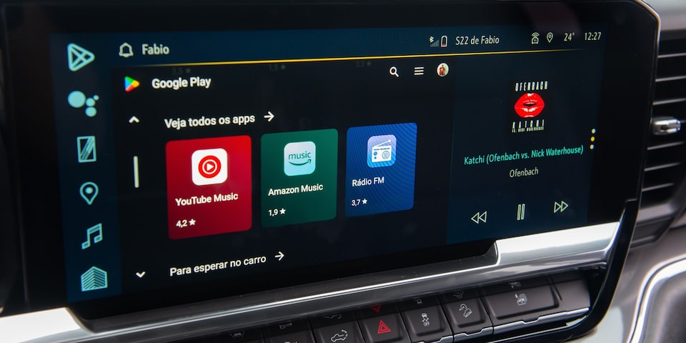 Central multimedia de 13,4 pulgadas de la Chevrolet Silverado.