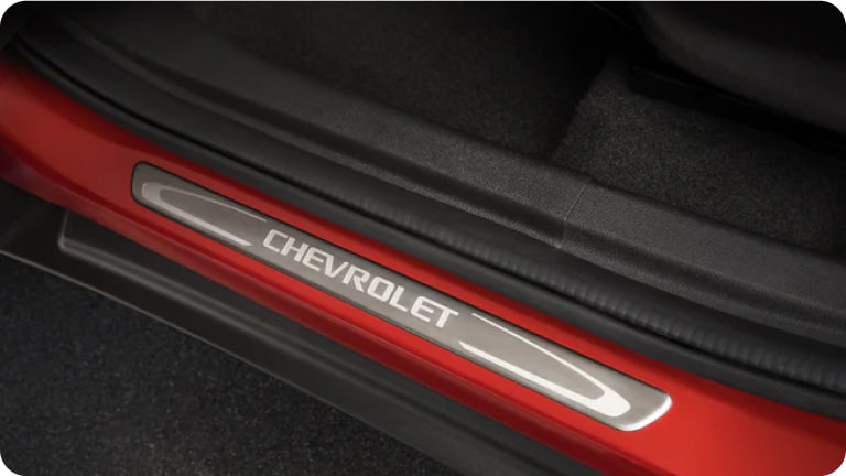 Umbral de puerta de aluminio para el Chevrolet Spark EUV.