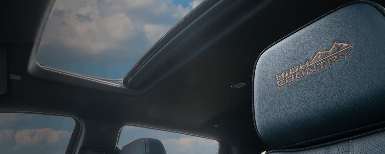 Imagen de la nueva Chevrolet Silverado mostrando su caja, destacando la practicidad y la conveniencia.
