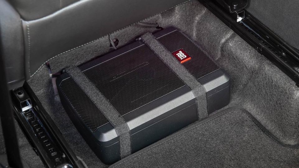 Mejora tu pick up Chevrolet Montana con el sonido de JBL