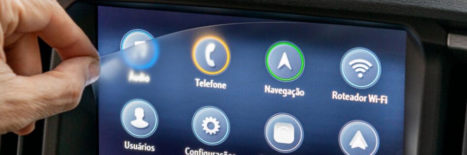 Imagen que muestra el accesorio de película protectora para MyLink, la central multimedia de la Chevrolet Silverado.