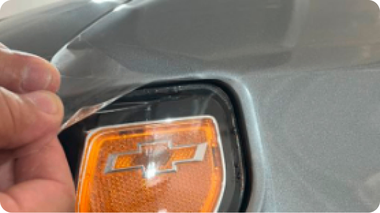 Imagen que muestra el accesorio de película de protección de pintura Silverado High Country.