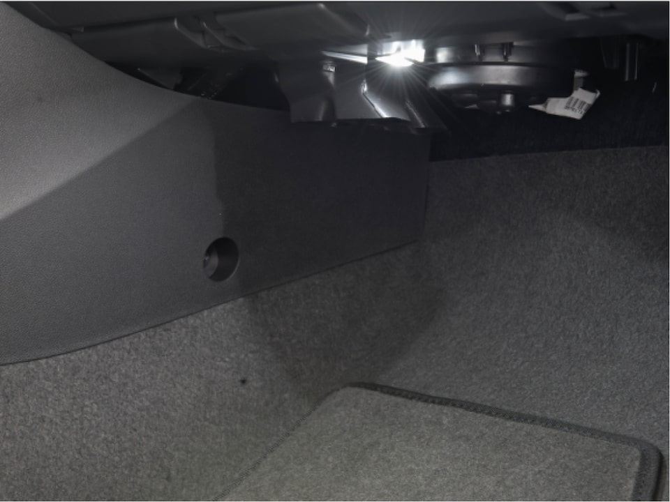 Iluminación interior LED RGB de la Chevrolet Montana.