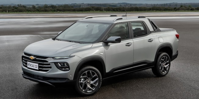 Vista superior de Chevrolet Montana color Shark Skin Silver.