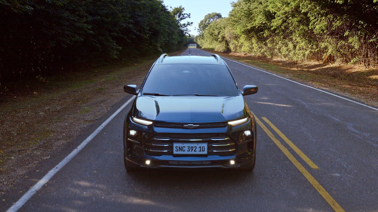 Vista frontal del Chevrolet Sonic.