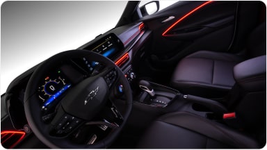 Iluminación Interior LED RGB en color rojo para el Chevrolet Sonic.