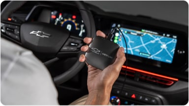 Módulo de entretenimiento Chevy Link conectado en el Chevrolet Sonic.