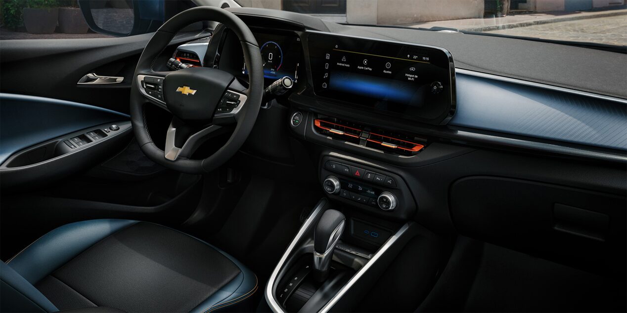 VIsta interior del Chevrolet Onix.