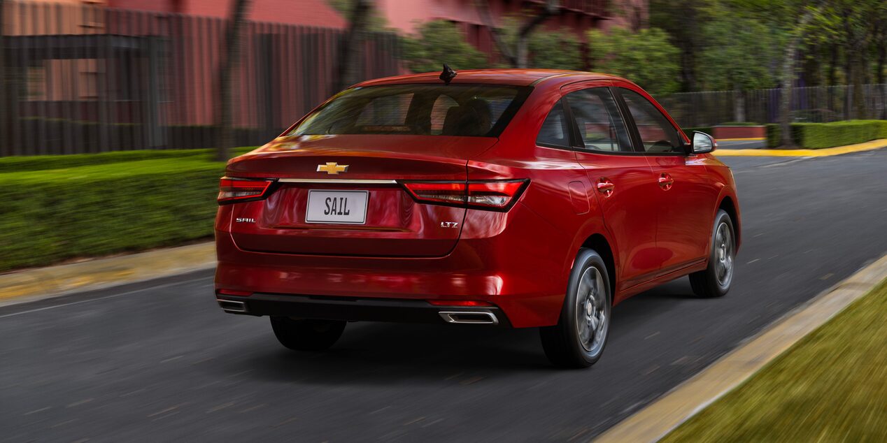 Vista trasera del Chevrolet Sail Sedán.
