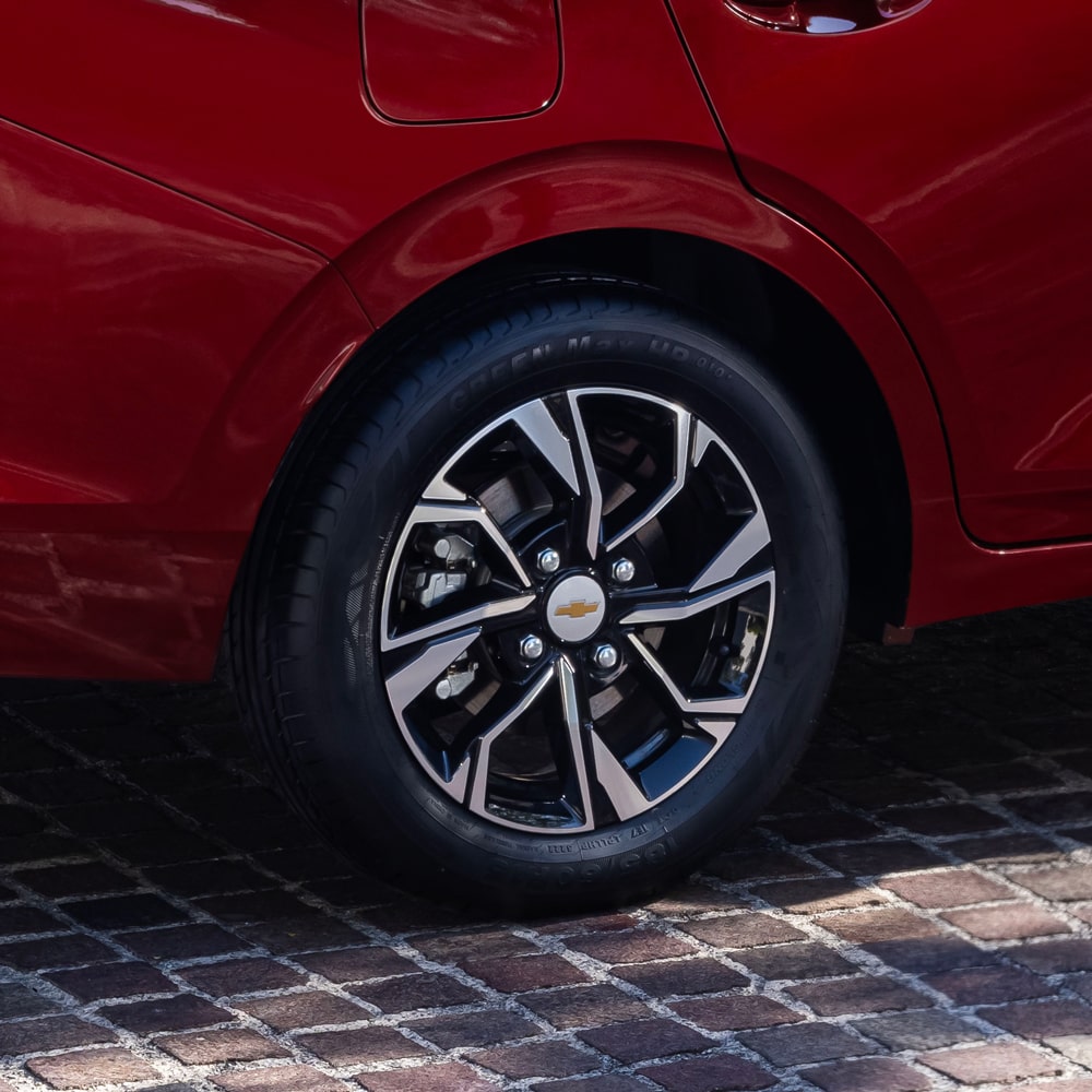 Chevrolet Sail Sedán equipado con frenos de discos con ABS en las 4 ruedas.