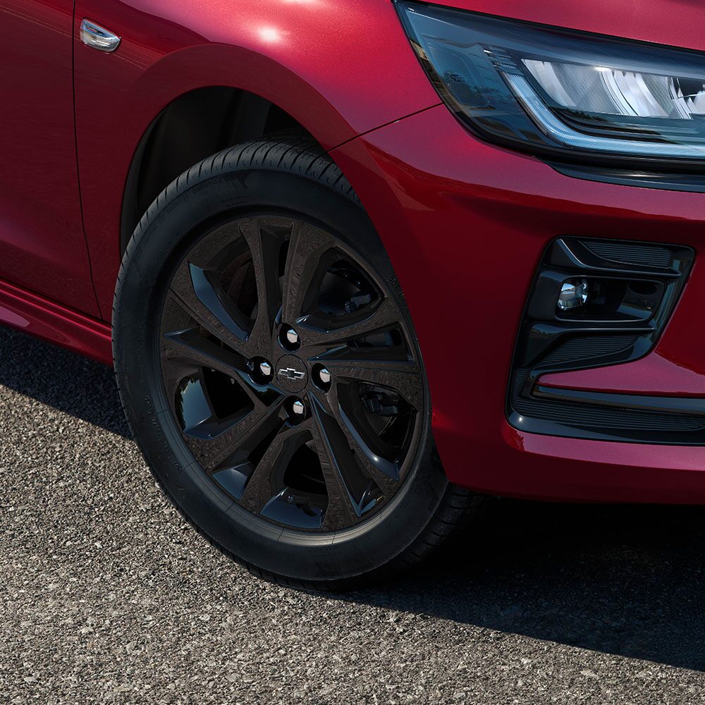 Vista en detalle de los rines de 16 pulgadas del Chevrolet Onix.