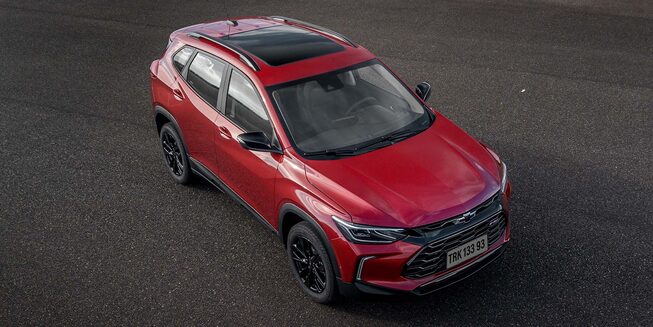 Chevrolet Tracker RS - Vista frente lateral