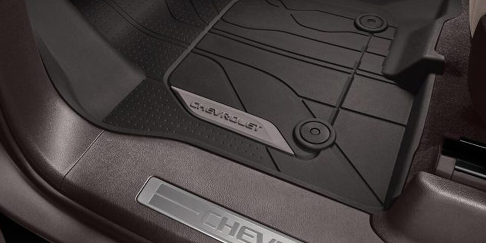 Accesorio Chevrolet Tahoe - Tapete alternativo contorneado de la primera fila