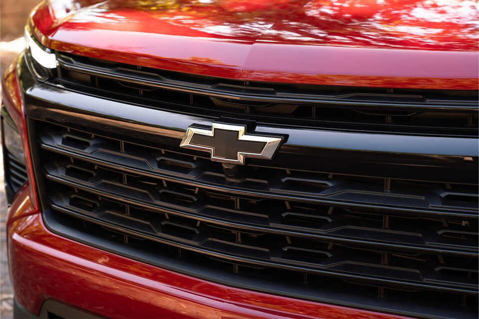 Chevrolet Traverse - Detalle de parrilla y logo