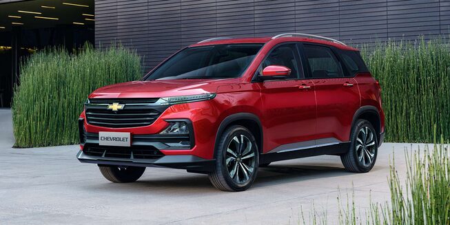 Vista frente Chevrolet Captiva XL