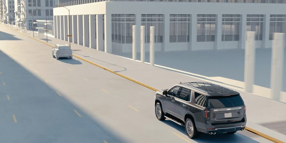 Chevrolet Tahoe 2026 equipada con indicador de distancia para mantener una conducción segura