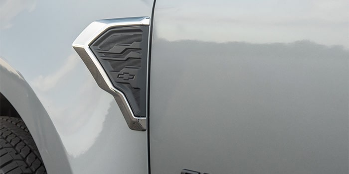 Accesorios Chevrolet S10 - Moldura lateral cromada oscurecida