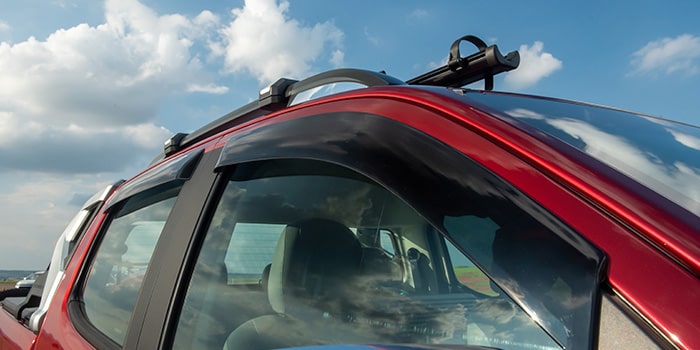 Accesorios de confort y conveniencia Chevrolet S10 - Deflector de ventana