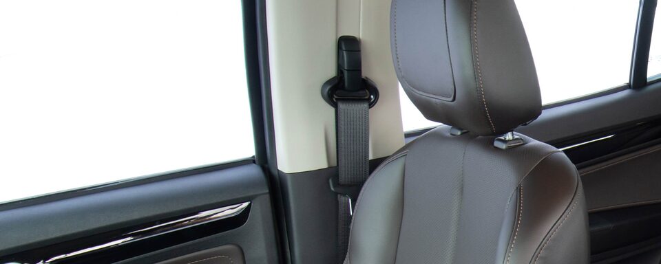 Chevrolet - Campaña Trailblazer 2015 ajuste perno retractor