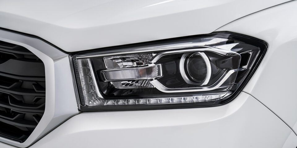 Chevrolet - D-Max - Faros