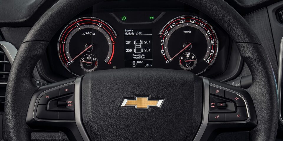 Chevrolet D-Max - Panel de instrumentos