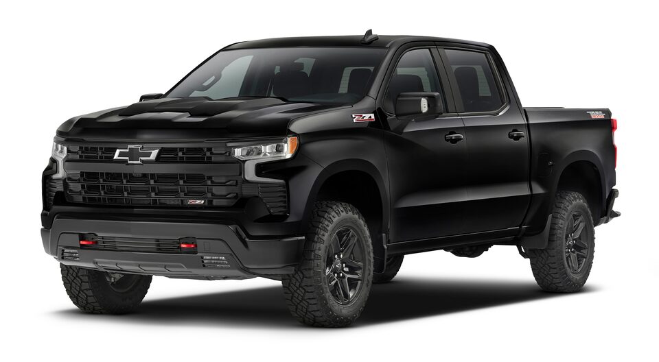 Elije la nueva camioneta Chevrolet All New Silverado Trail Boss Z71 en color negro