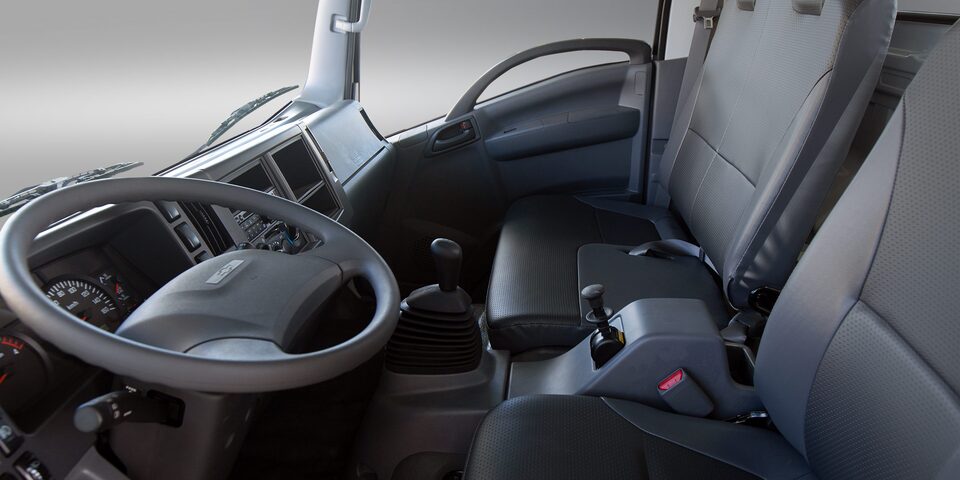 Chevrolet NLR - Seguridad